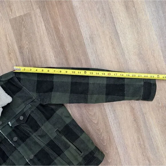 Levis Men's Green Buffalo Plaid Sherpa Jacket Sz Small - Picture 7 of 10